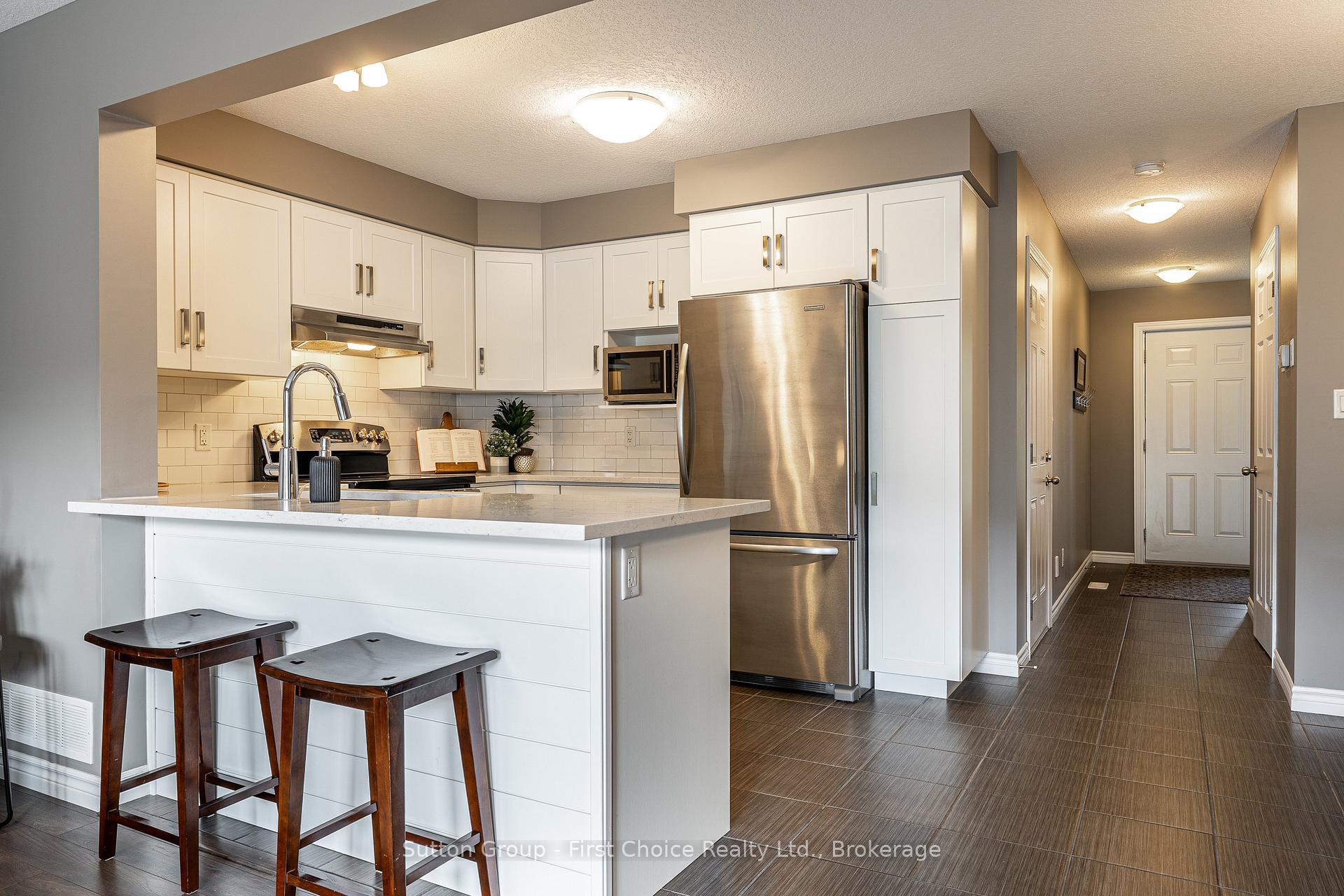 Photo 14 of 6 Robertson Drive, Stratford — HOMEH