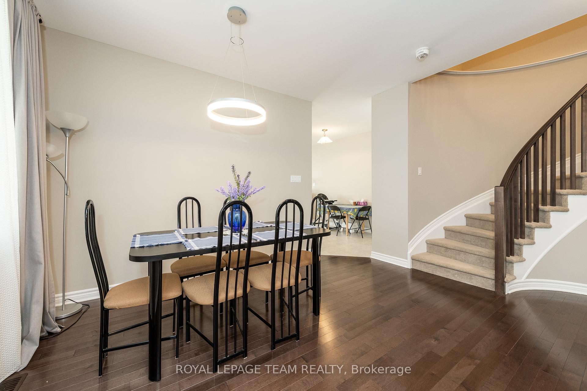 Photo 9 of 442 Warmstone Drive, Ottawa, Stittsville (North) — HOMEH