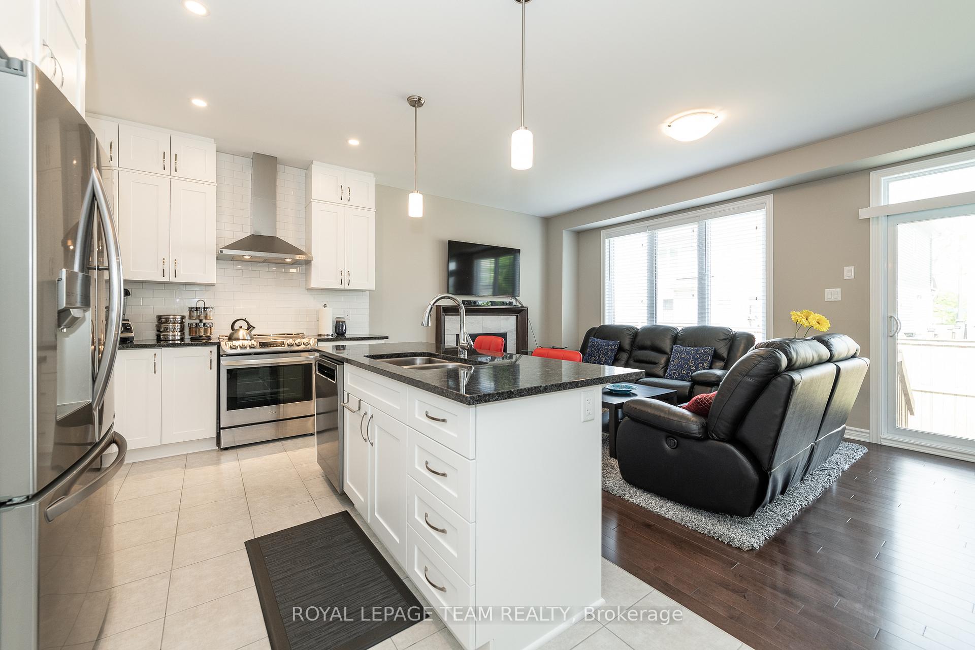 Photo 13 of 442 Warmstone Drive, Ottawa, Stittsville (North) — HOMEH