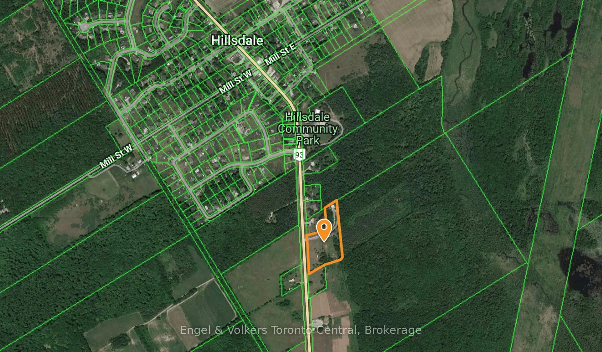 Photo 2 of 4517 Penetanguishene Road, Springwater, Hillsdale — HOMEH