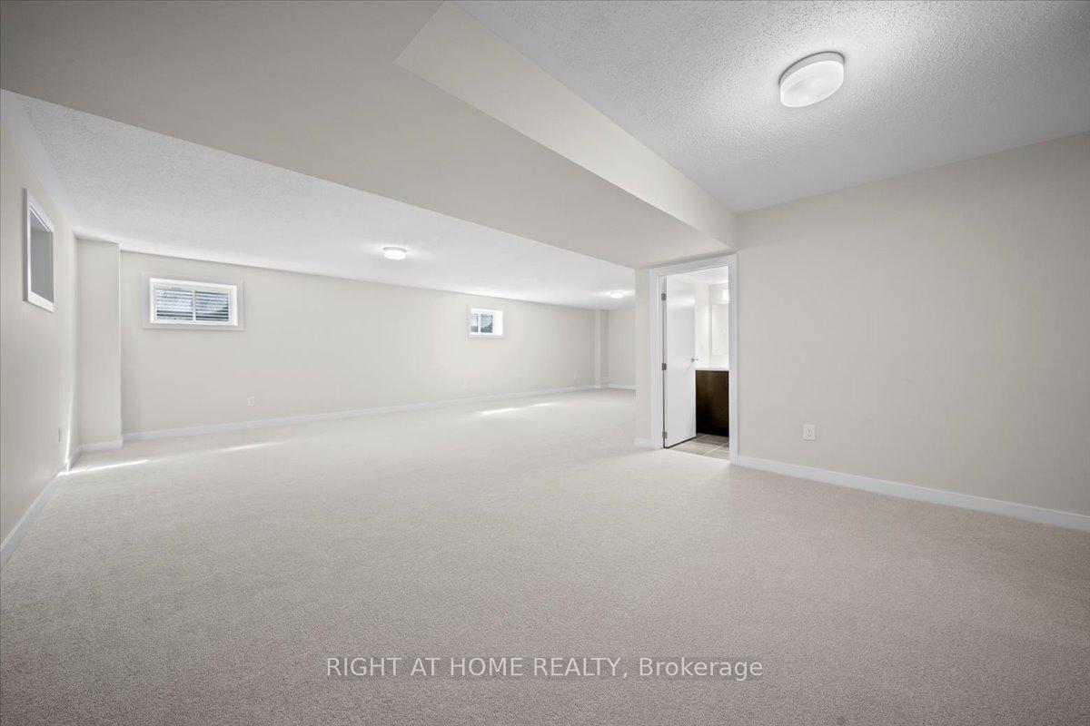 Photo 45 of 91 Hackamore Crescent, Ottawa, Goulbourn Twp From Franktown Rd/South To Rideau — HOMEH
