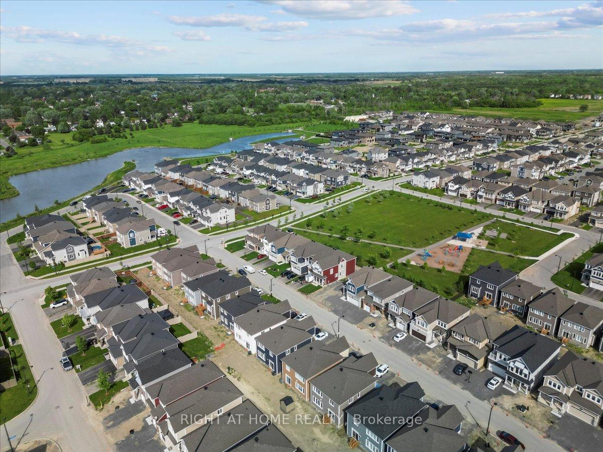 Photo 48 of 91 Hackamore Crescent, Ottawa, Goulbourn Twp From Franktown Rd/South To Rideau — HOMEH