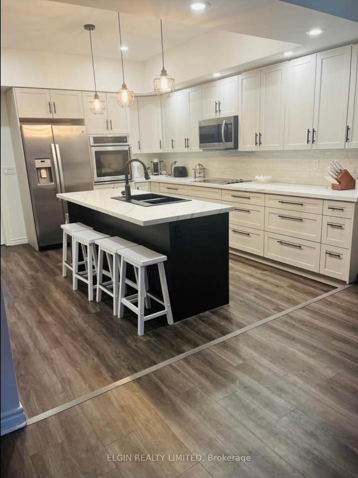 Photo 1 of 562 Talbot Street SW, St. Thomas — HOMEH