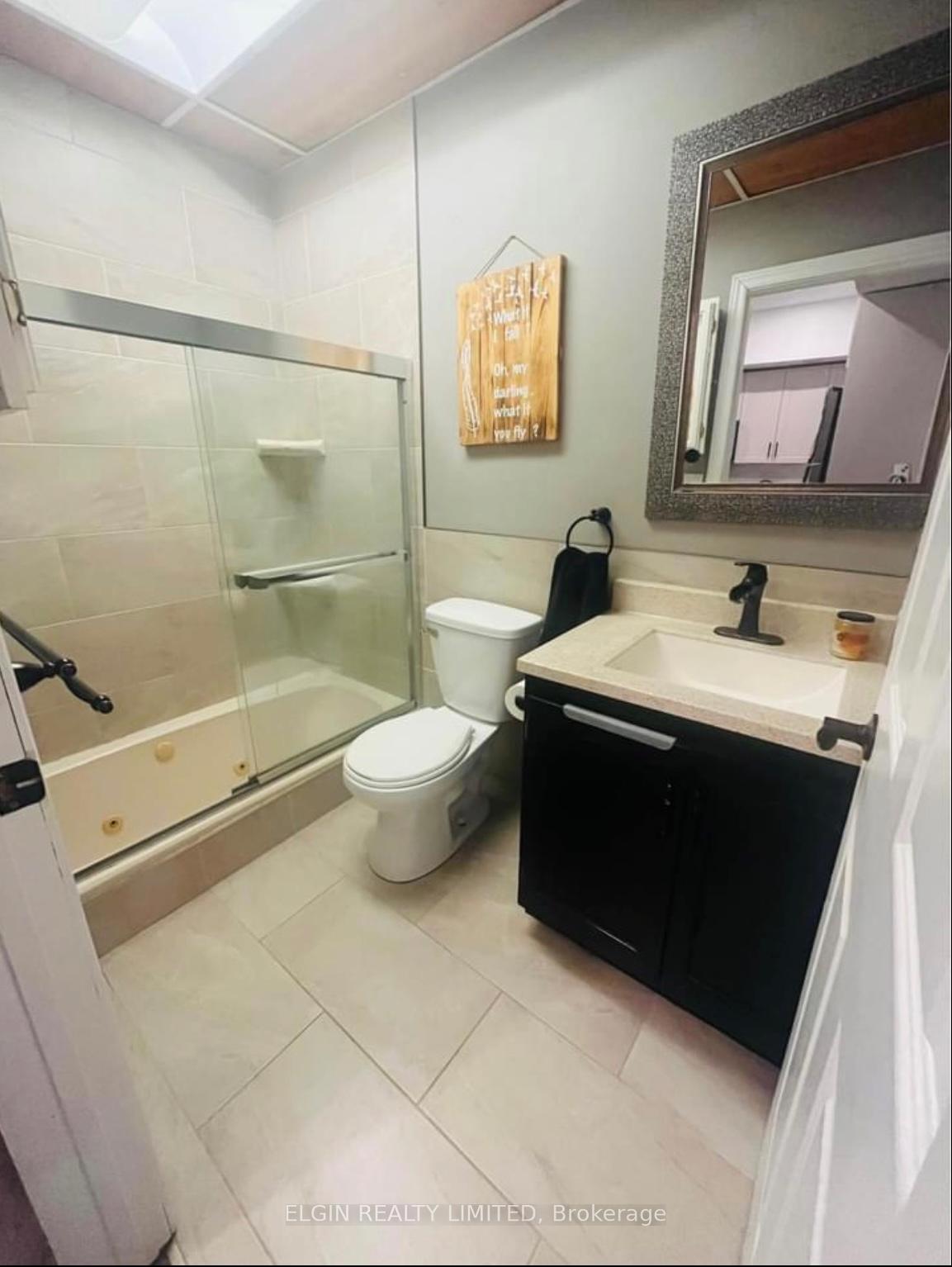 Photo 3 of 562 Talbot Street SW, St. Thomas — HOMEH