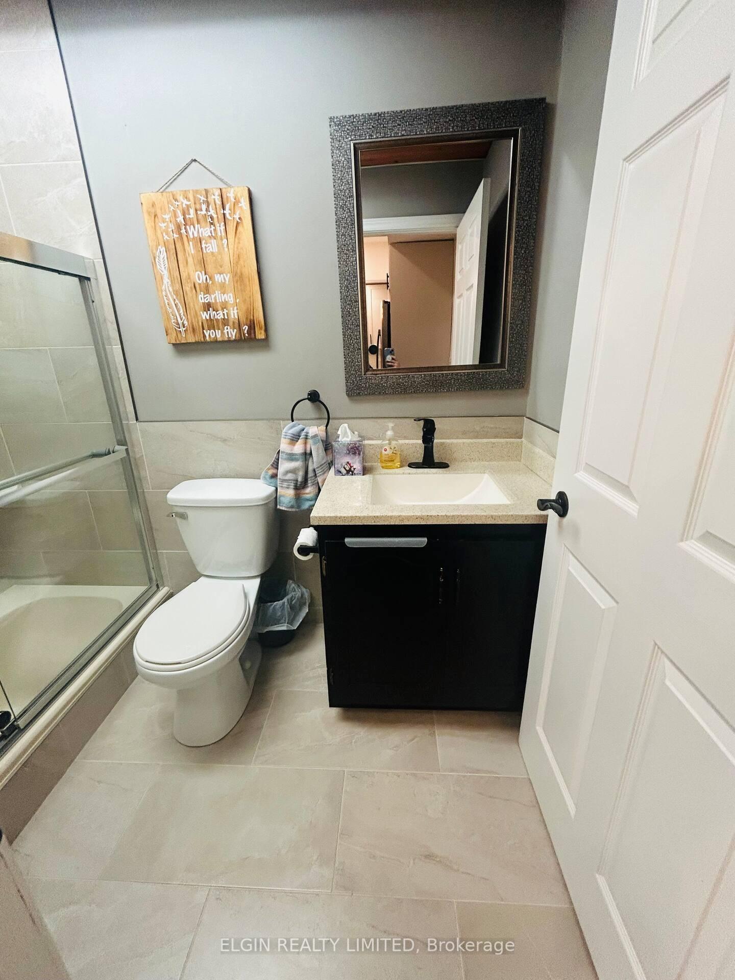 Photo 10 of 562 Talbot Street SW, St. Thomas — HOMEH