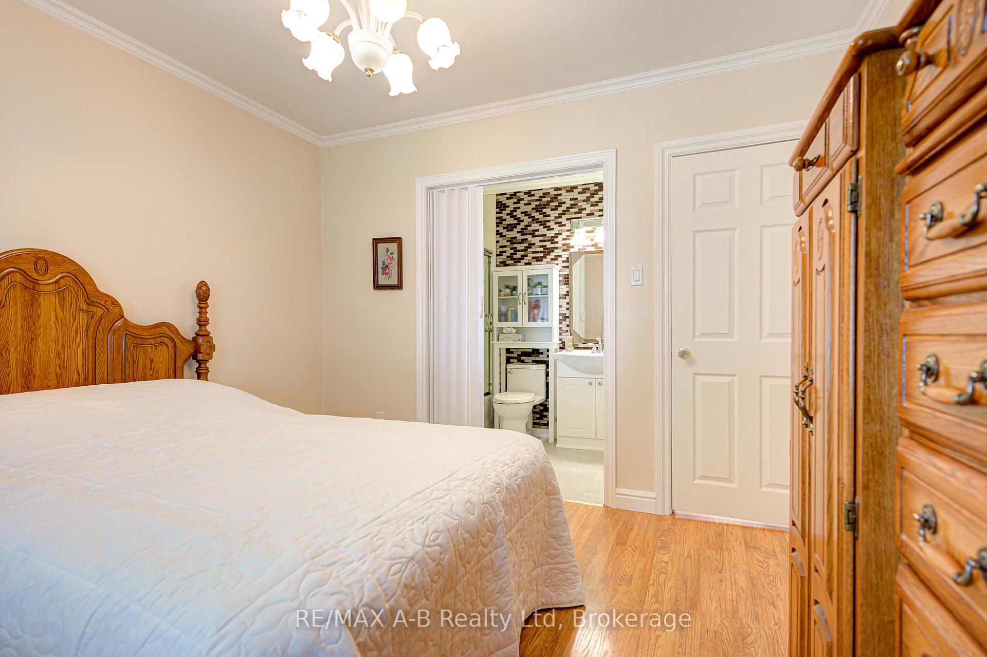 Photo 24 of 58 Normandy Drive, Stratford — HOMEH