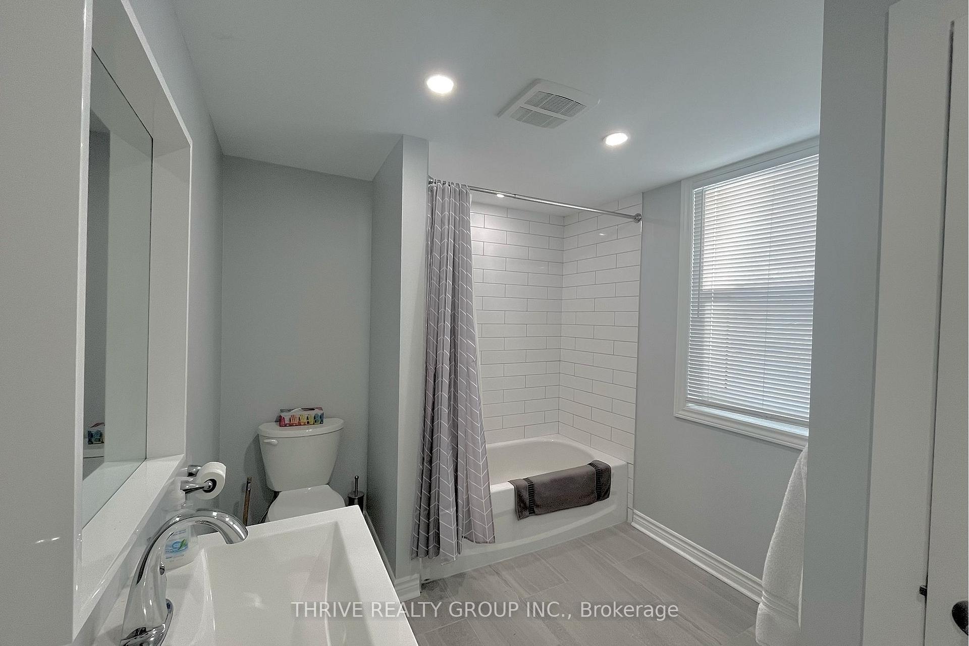Photo 6 of Unit 2, 284 Talbot Street, St. Thomas — HOMEH