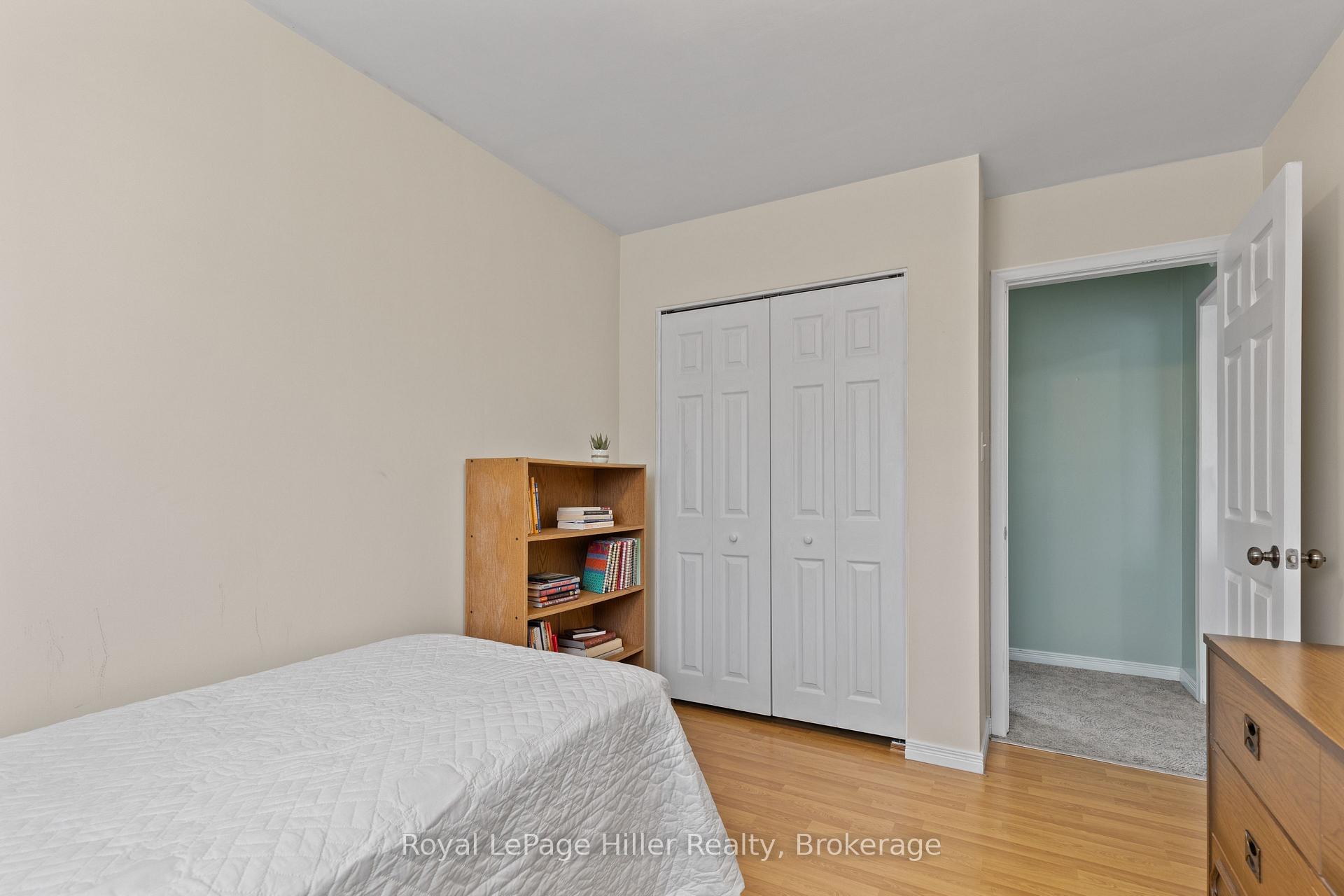 Photo 23 of 47 Kemp Crescent, Stratford — HOMEH