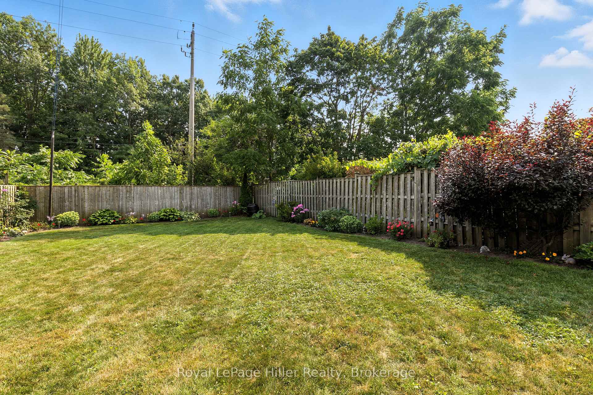 Photo 34 of 47 Kemp Crescent, Stratford — HOMEH