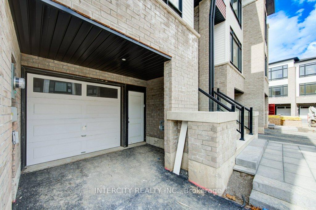 Photo 3 of 68 Sidney Rose Common, St. Catharines, Glendale/Glenridge — HOMEH