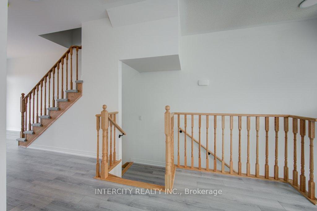 Photo 5 of 68 Sidney Rose Common, St. Catharines, Glendale/Glenridge — HOMEH
