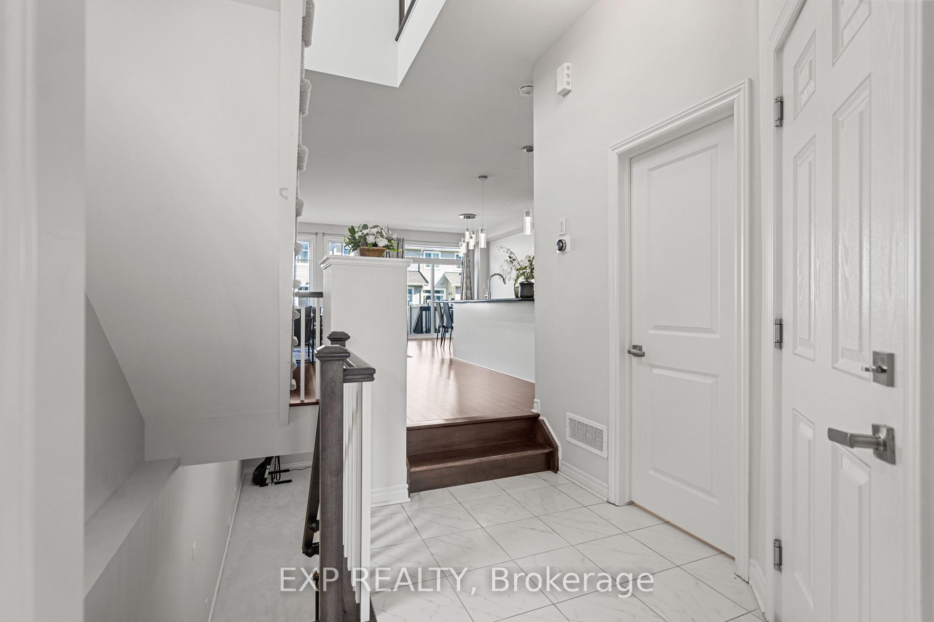 Photo 4 of 512 Edenwylde Drive E, Ottawa, Remainder of Stittsville & Area — HOMEH