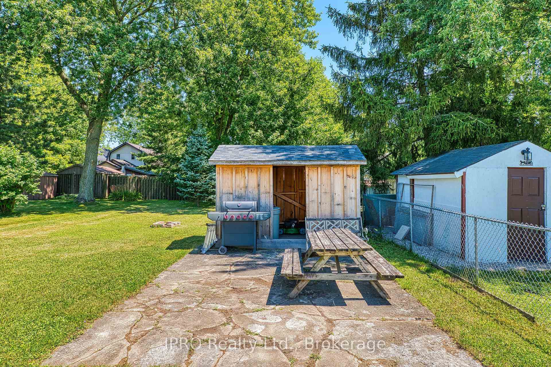 Photo 11 of 38 Oak Street, Stratford — HOMEH