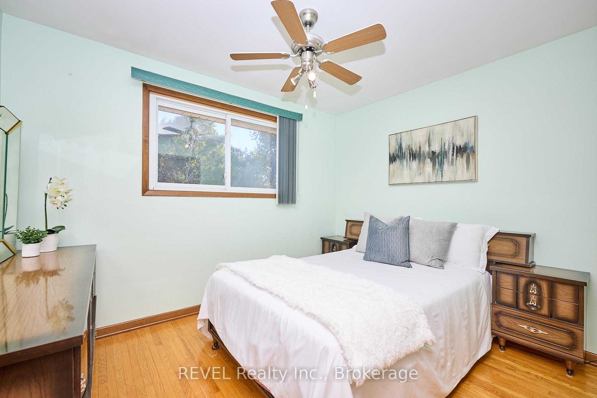 Photo 17 of 6 Charleen Circle, St. Catharines, Carlton/Bunting — HOMEH