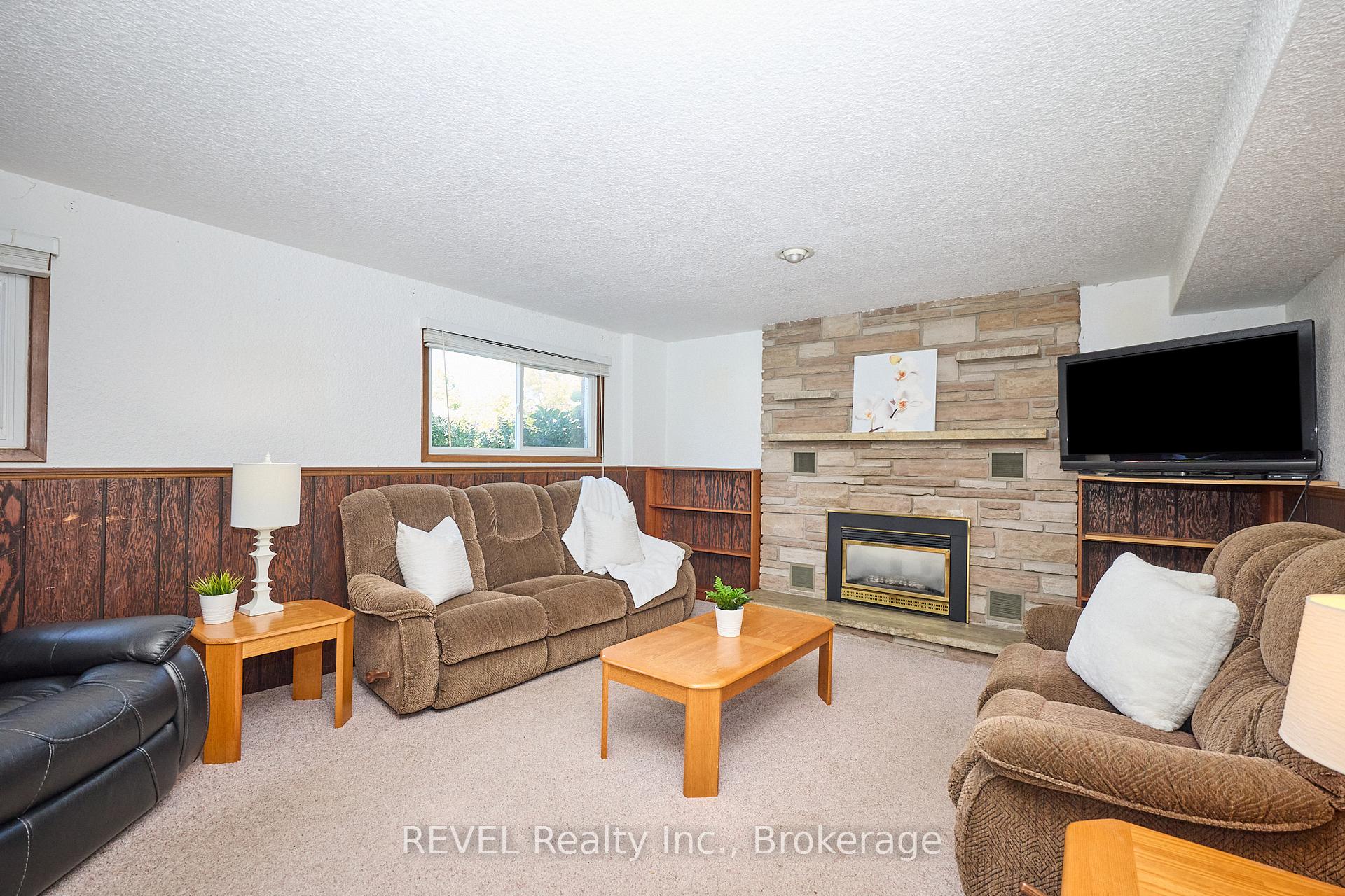 Photo 25 of 6 Charleen Circle, St. Catharines, Carlton/Bunting — HOMEH