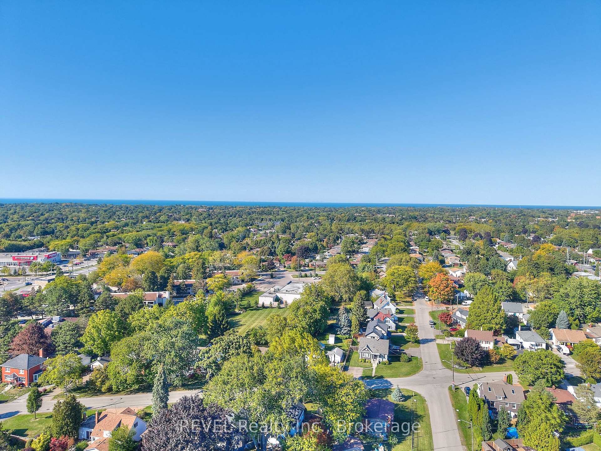 Photo 46 of 6 Charleen Circle, St. Catharines, Carlton/Bunting — HOMEH