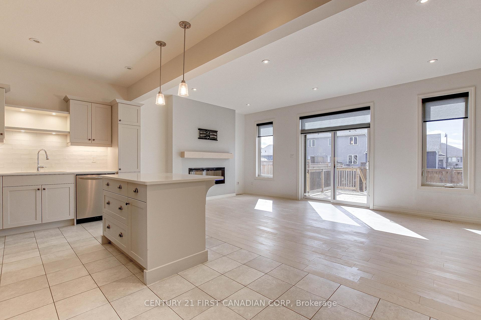 Photo 6 of 64 Renaissance Drive, St. Thomas — HOMEH