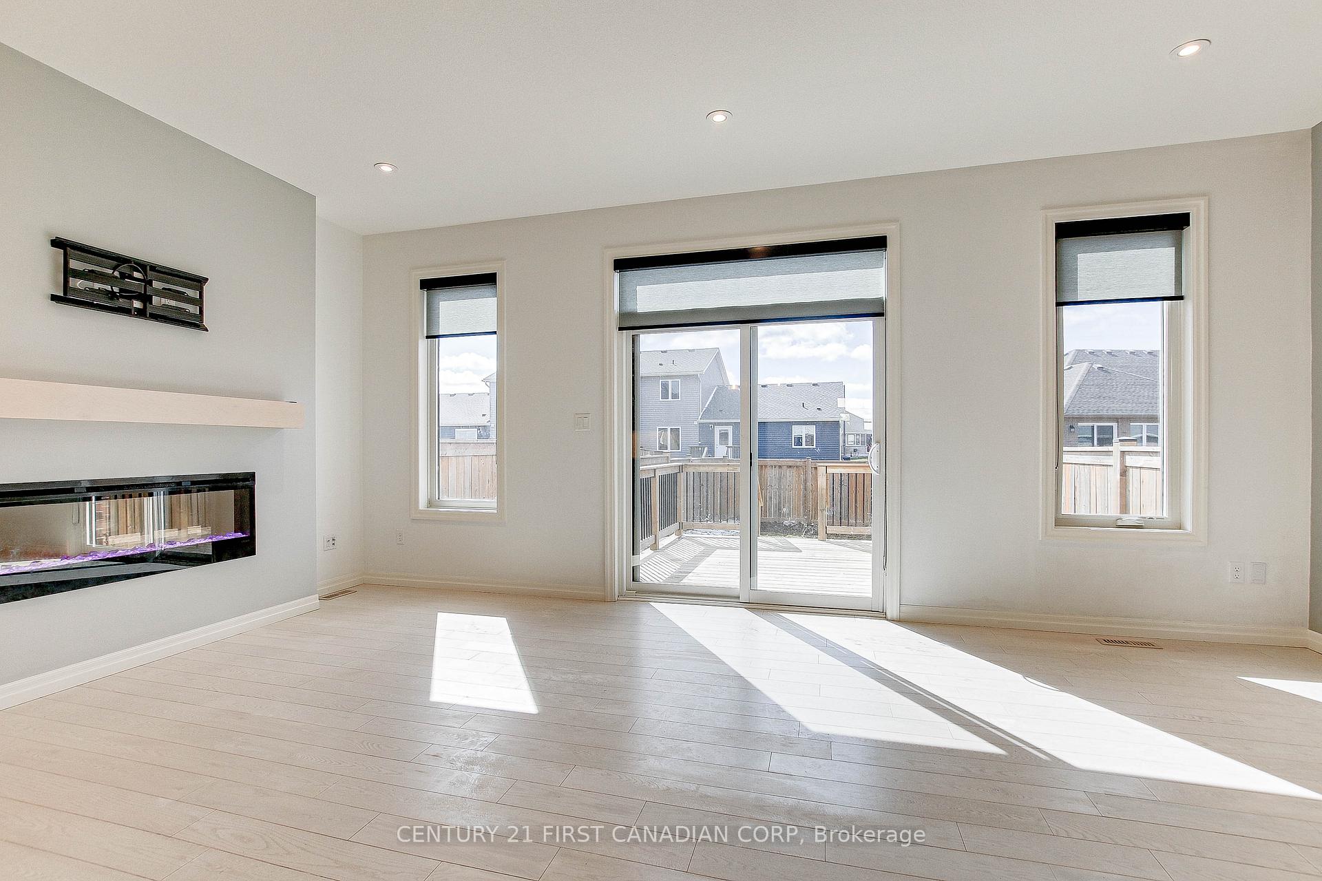 Photo 8 of 64 Renaissance Drive, St. Thomas — HOMEH