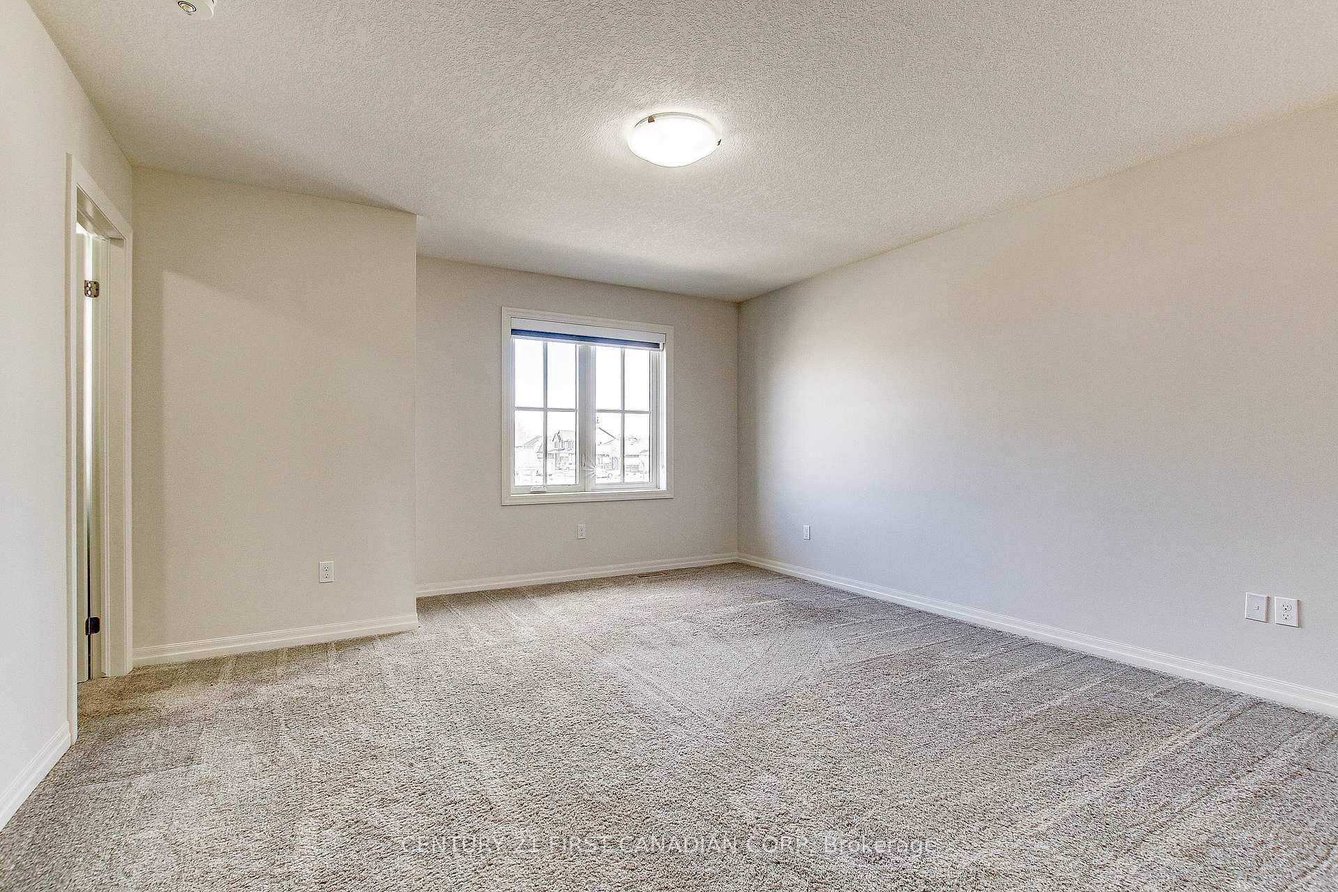 Photo 15 of 64 Renaissance Drive, St. Thomas — HOMEH