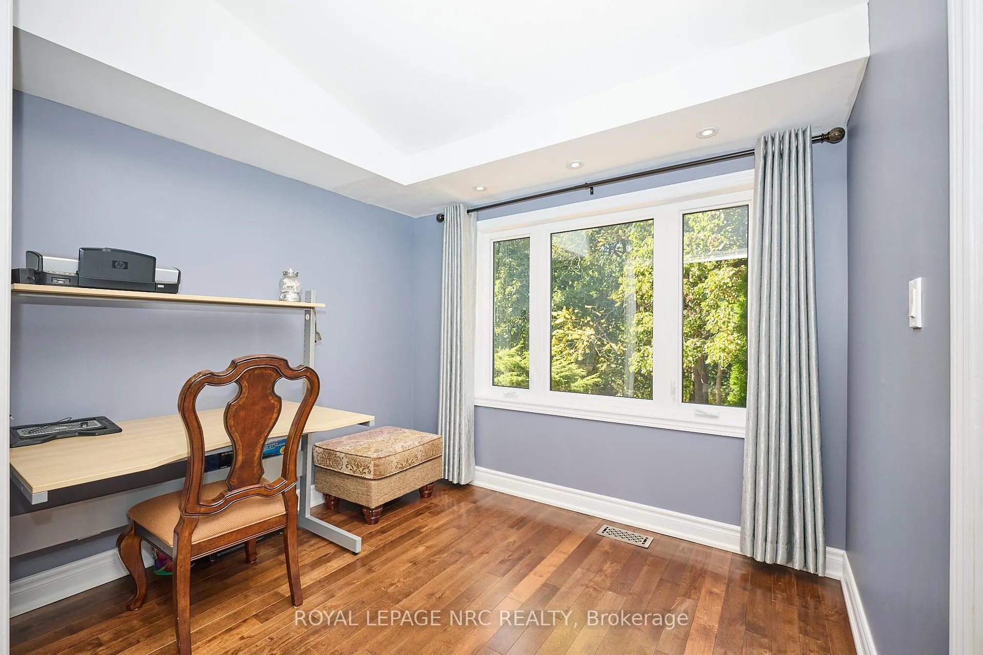 Photo 26 of 7 Woodmount Drive, St. Catharines, Burleigh Hill — HOMEH