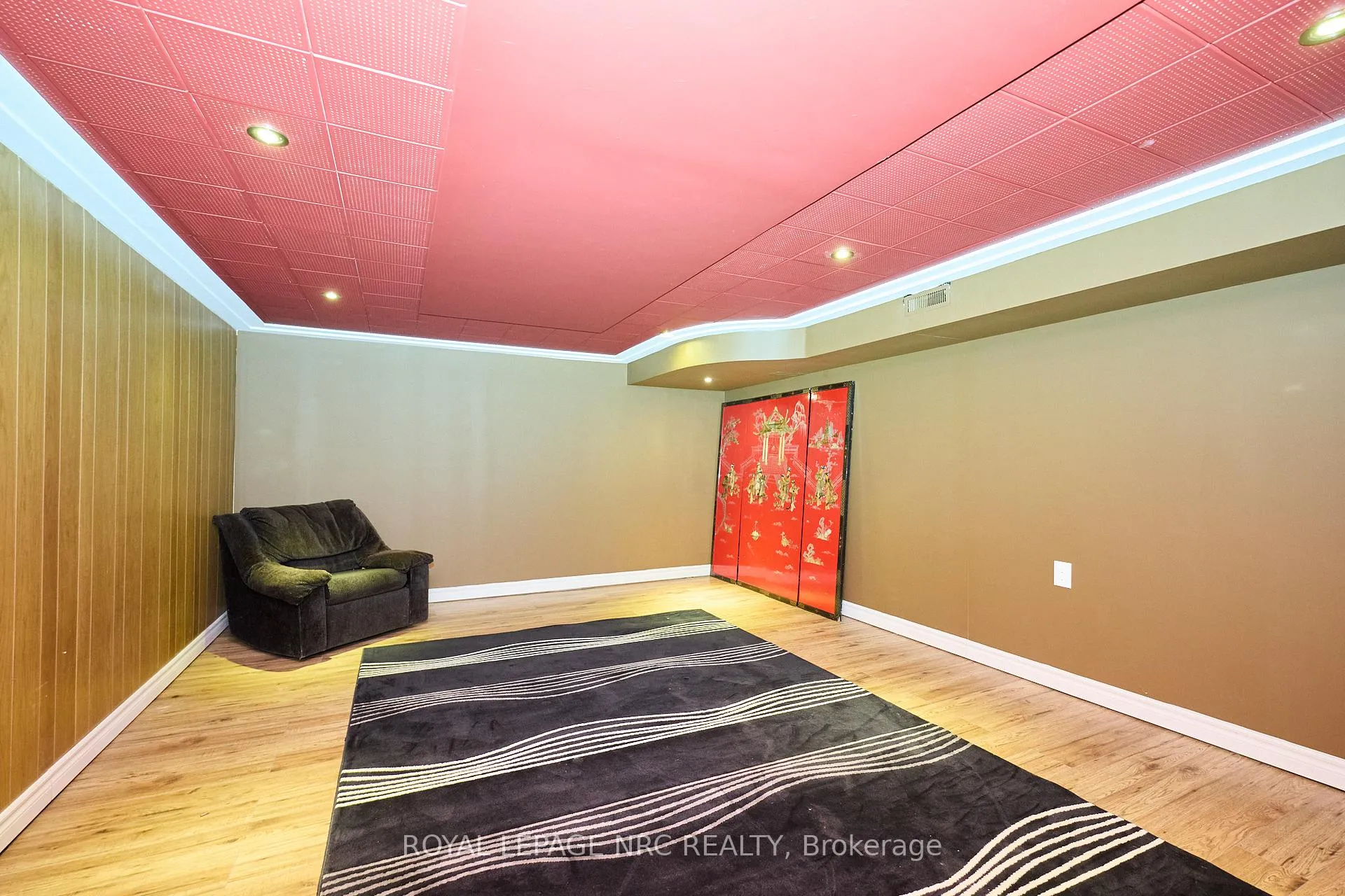 Photo 36 of 7 Woodmount Drive, St. Catharines, Burleigh Hill — HOMEH