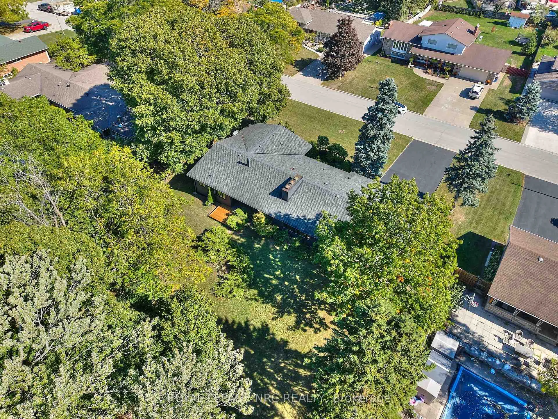 Photo 45 of 7 Woodmount Drive, St. Catharines, Burleigh Hill — HOMEH