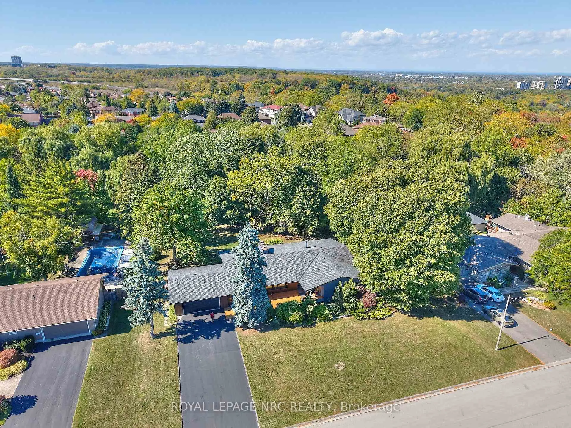 Photo 46 of 7 Woodmount Drive, St. Catharines, Burleigh Hill — HOMEH
