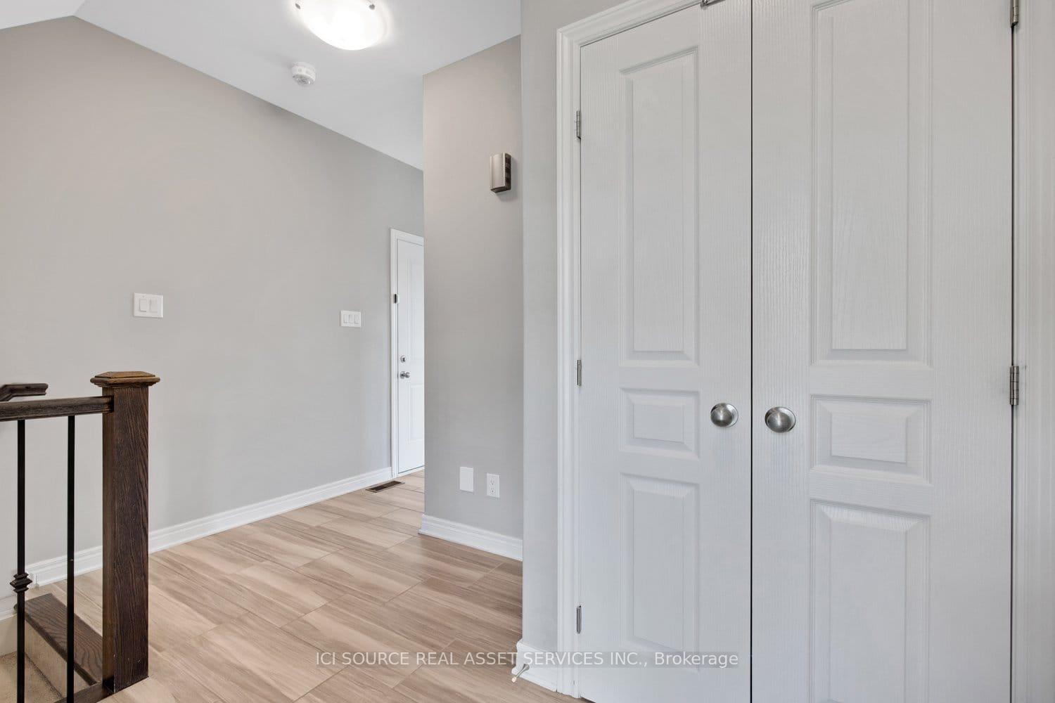 Photo 3 of Unit Main & 2nd Floor, 34 Wildpine Court, Ottawa, Stittsville (Central) — HOMEH