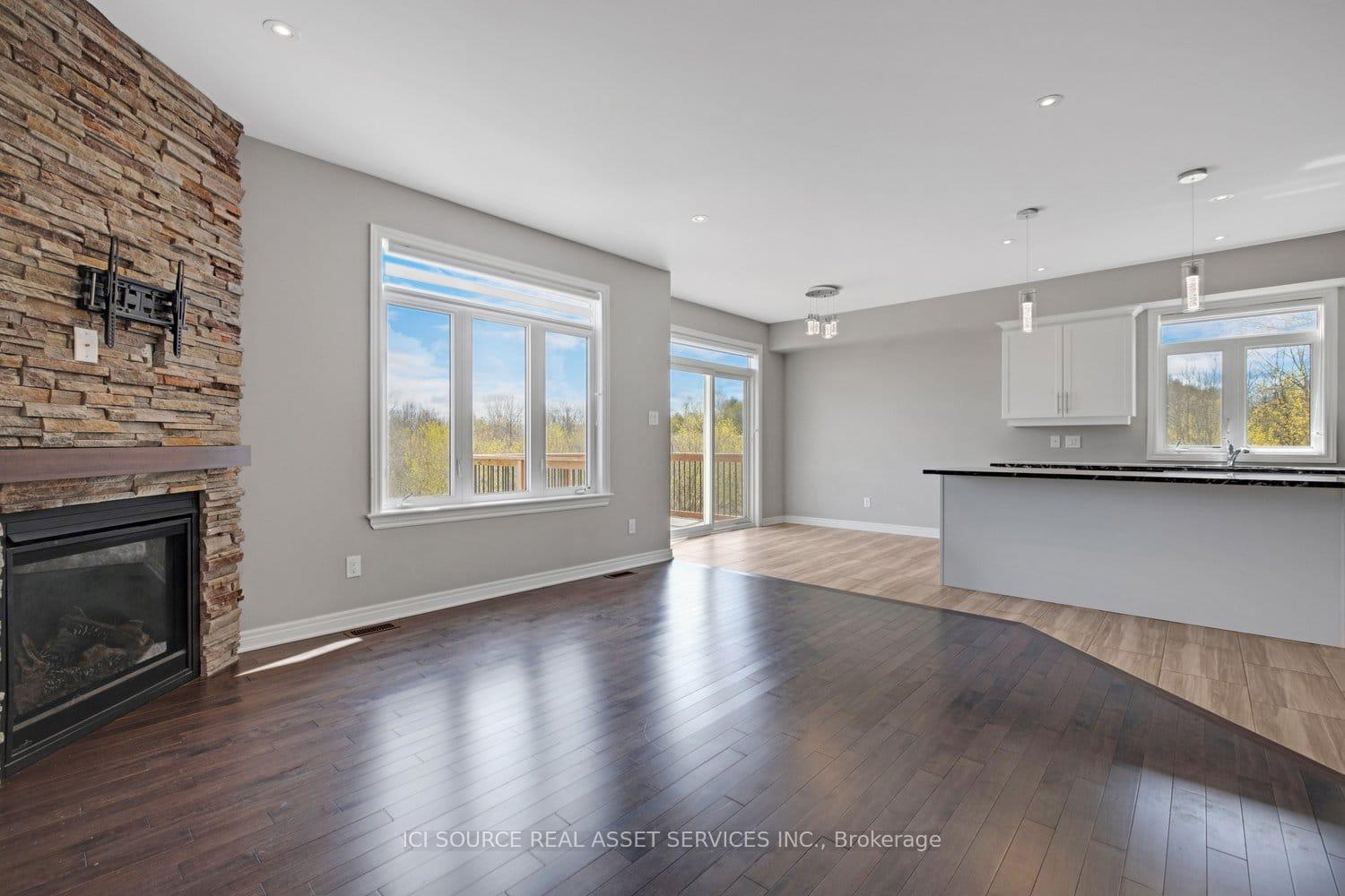 Photo 12 of Unit Main & 2nd Floor, 34 Wildpine Court, Ottawa, Stittsville (Central) — HOMEH