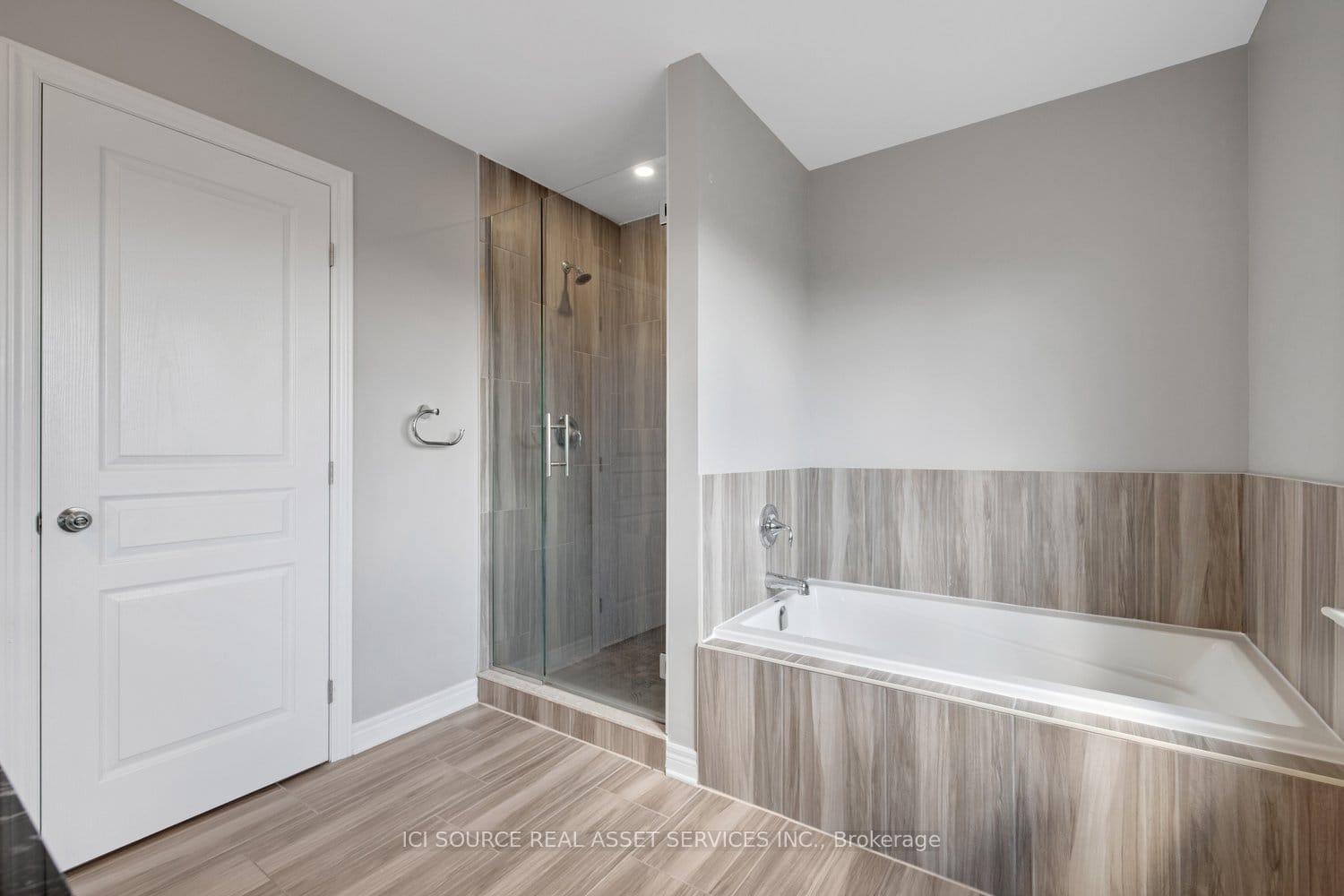 Photo 18 of Unit Main & 2nd Floor, 34 Wildpine Court, Ottawa, Stittsville (Central) — HOMEH