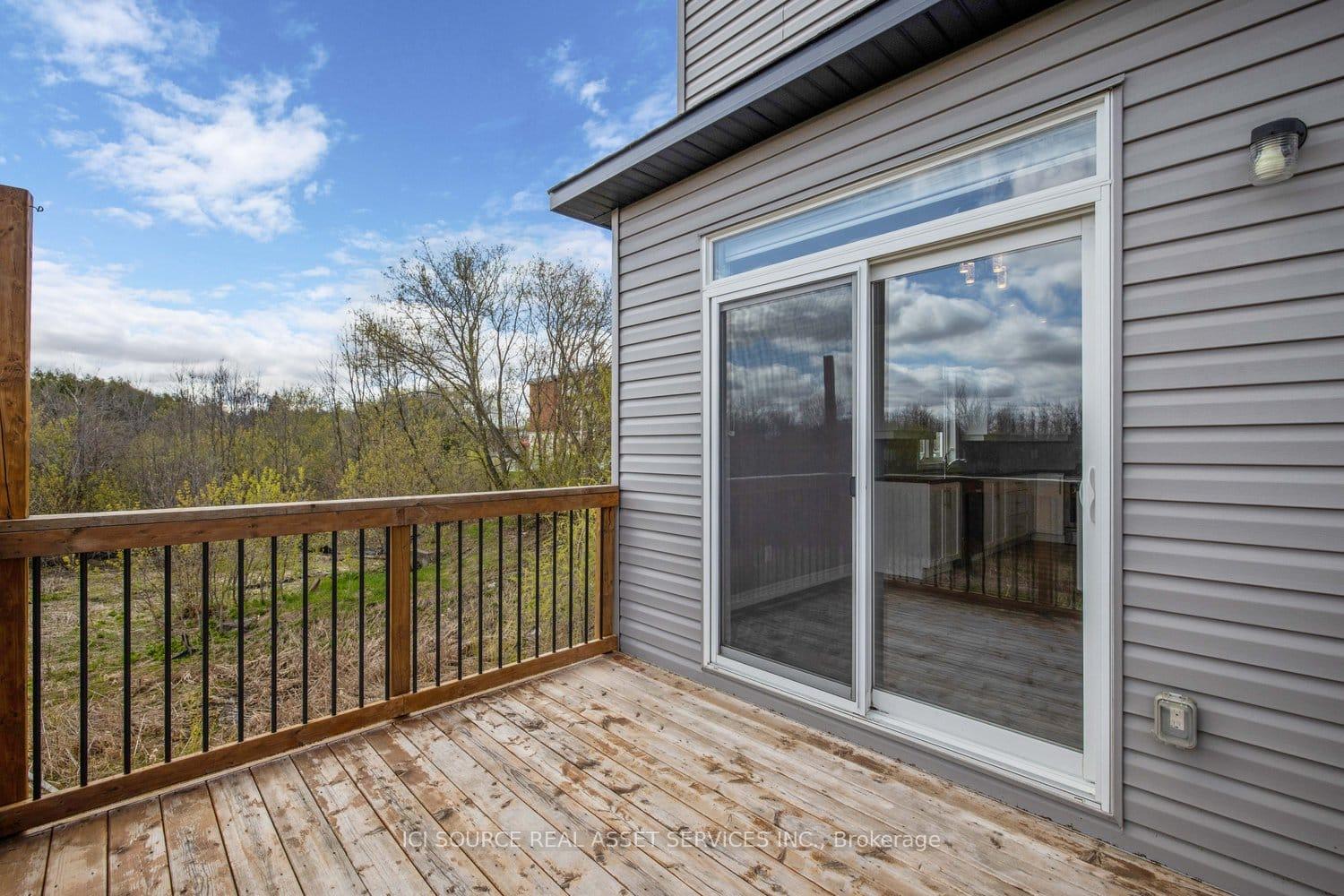 Photo 26 of Unit Main & 2nd Floor, 34 Wildpine Court, Ottawa, Stittsville (Central) — HOMEH