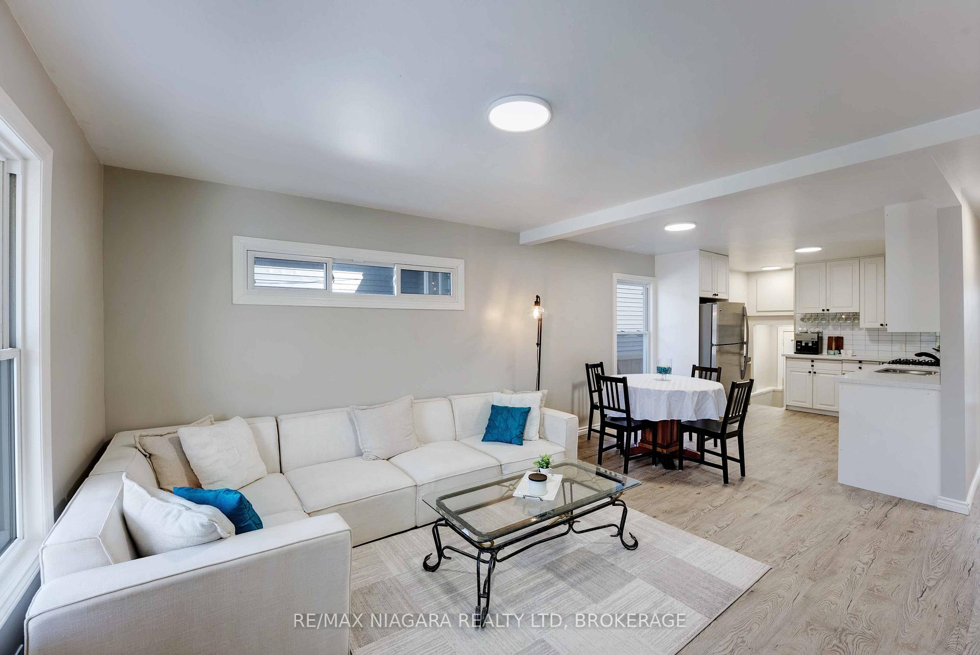 Photo 6 of 90 Pleasant Avenue, St. Catharines, Downtown — HOMEH