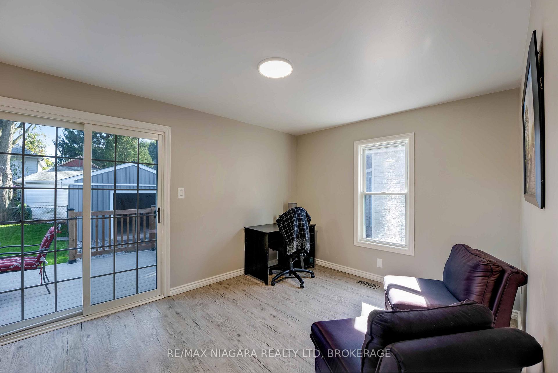 Photo 21 of 90 Pleasant Avenue, St. Catharines, Downtown — HOMEH