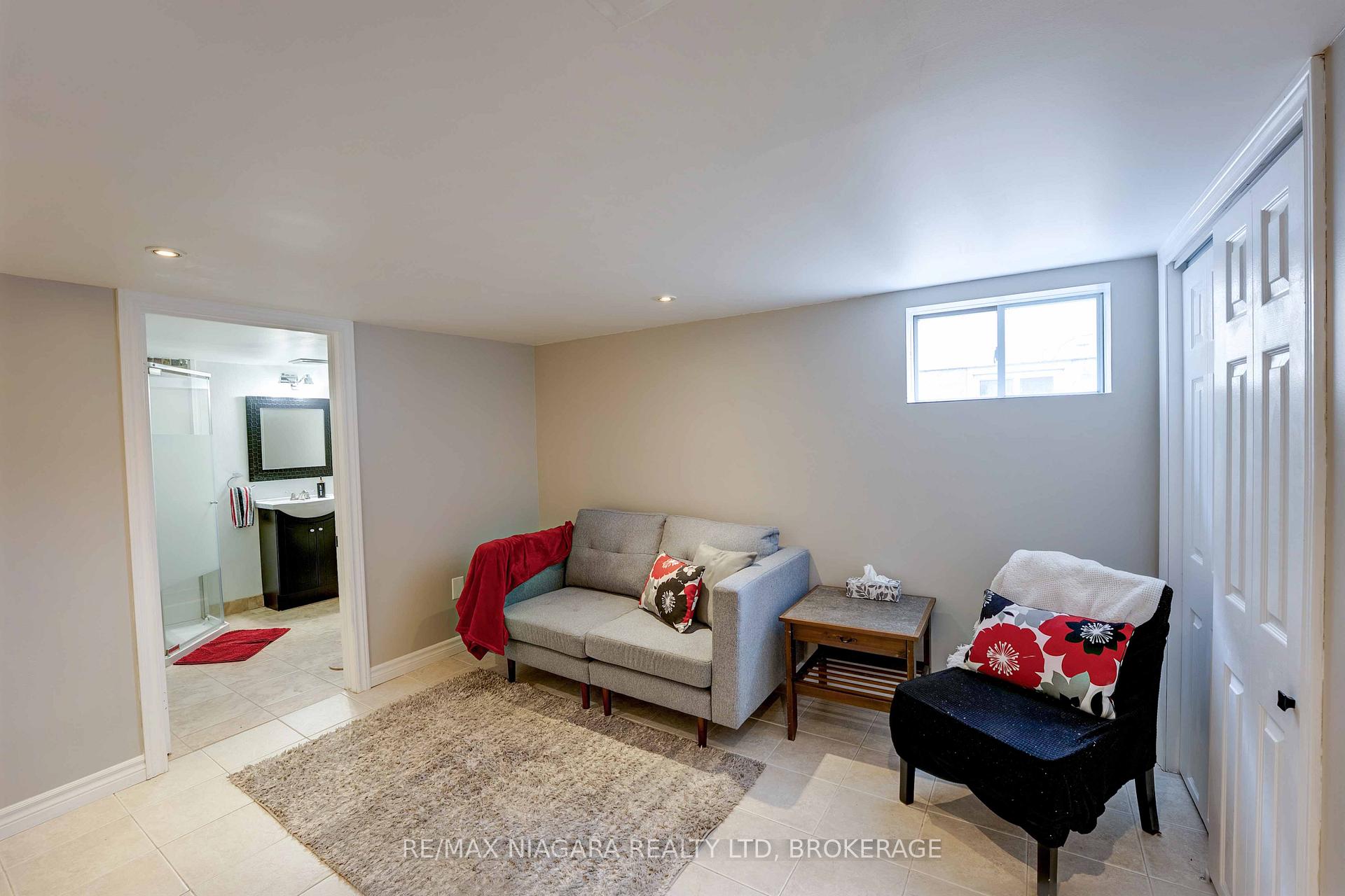 Photo 31 of 90 Pleasant Avenue, St. Catharines, Downtown — HOMEH