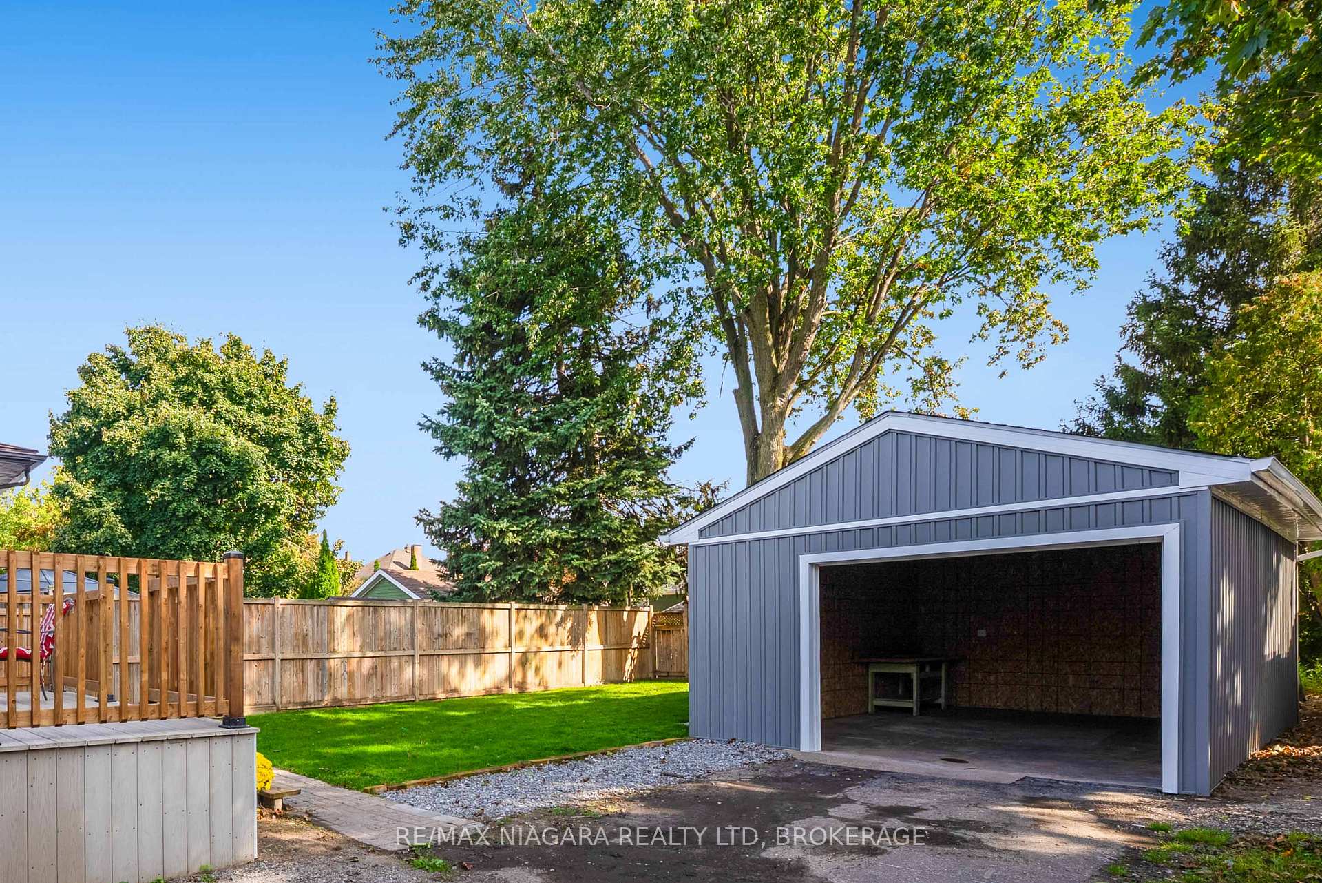 Photo 34 of 90 Pleasant Avenue, St. Catharines, Downtown — HOMEH