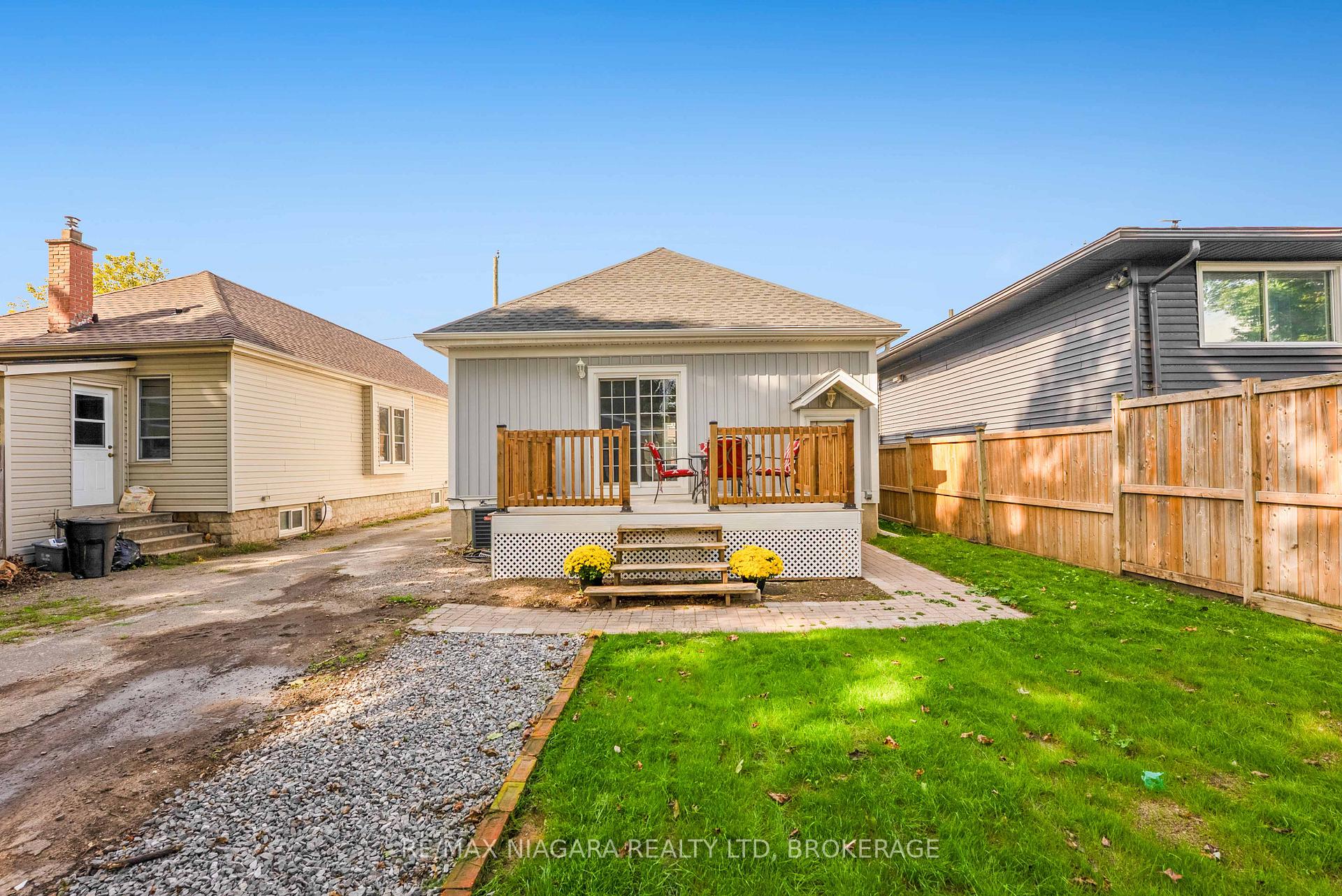 Photo 39 of 90 Pleasant Avenue, St. Catharines, Downtown — HOMEH