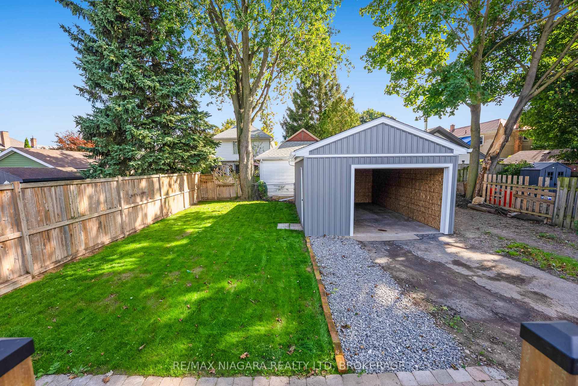 Photo 45 of 90 Pleasant Avenue, St. Catharines, Downtown — HOMEH