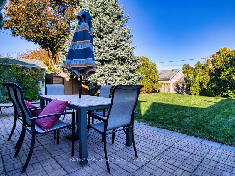 Photo 9 of 5 Hewko Street, St. Catharines, Fairview — HOMEH