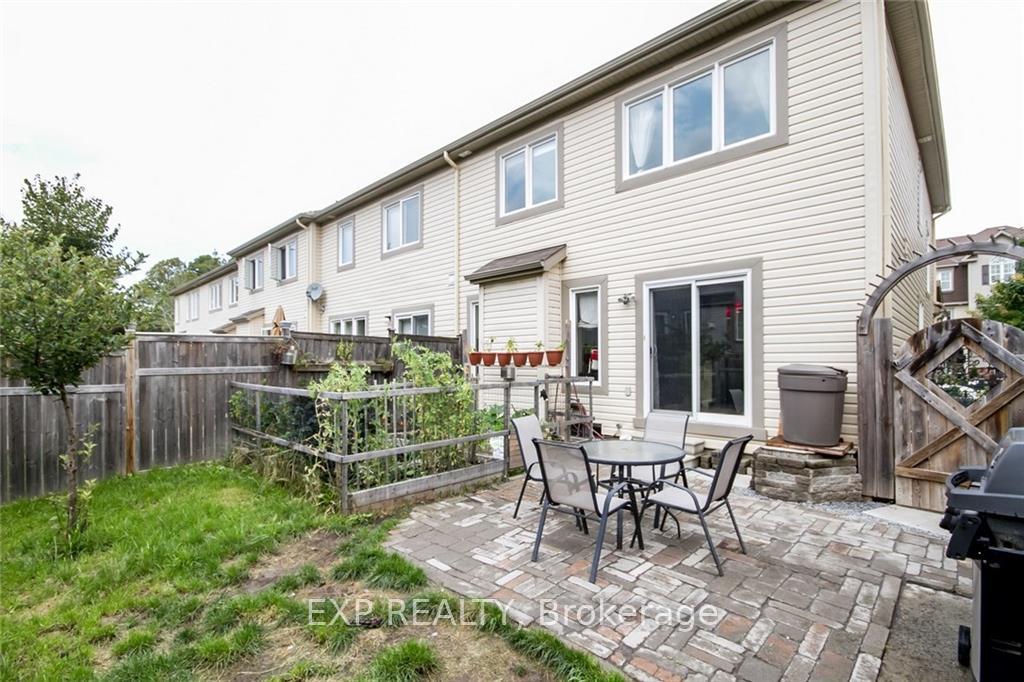 Photo 6 of 953 Messor Crescent, Ottawa, Stittsville (North) — HOMEH