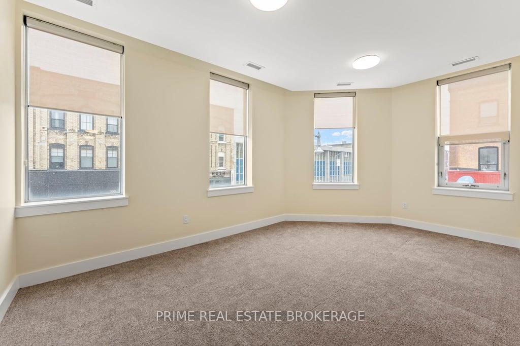 Photo 4 of Unit 3, 408 Talbot Street, St. Thomas — HOMEH