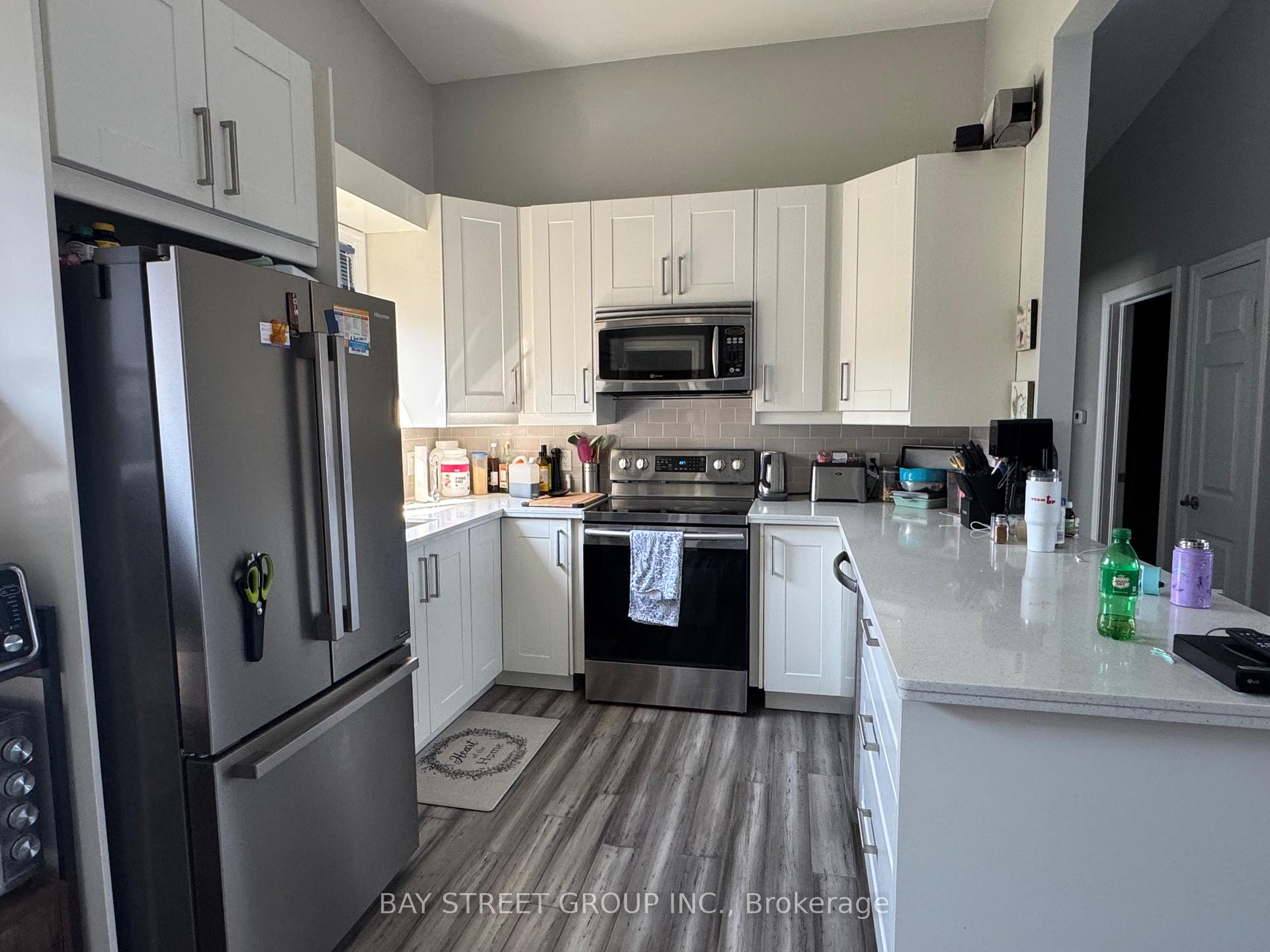Photo 5 of 527 Geneva Street, St. Catharines, Lakeport — HOMEH