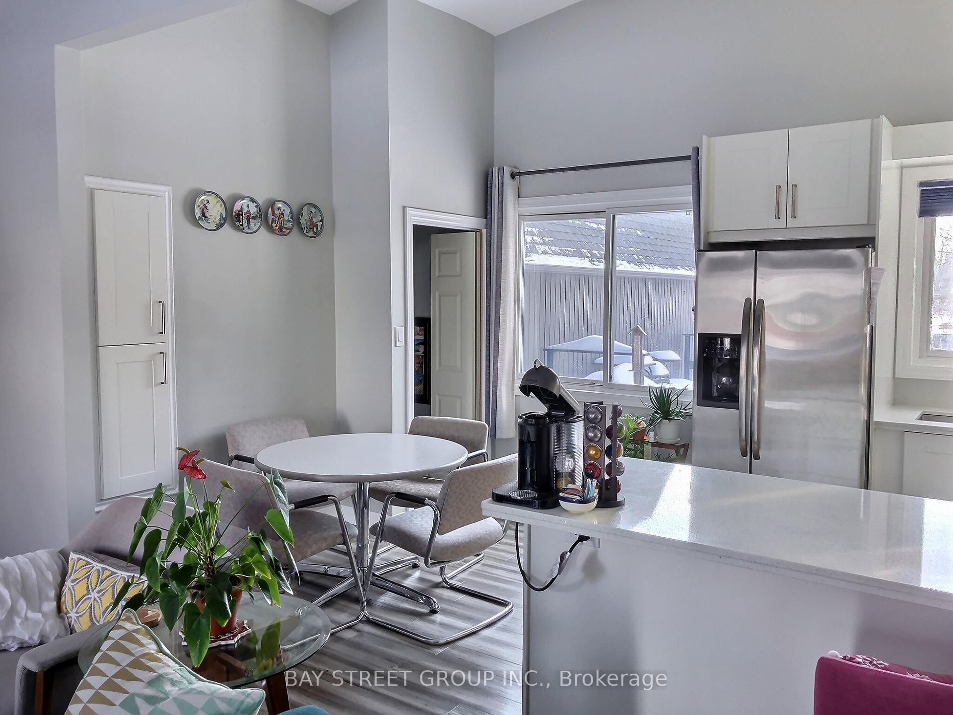 Photo 6 of 527 Geneva Street, St. Catharines, Lakeport — HOMEH
