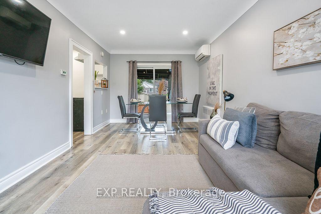 Photo 8 of 28 Gale Crescent, St. Catharines, E. Chester — HOMEH