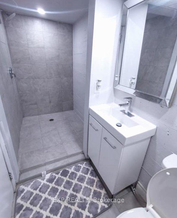 Photo 17 of 28 Gale Crescent, St. Catharines, E. Chester — HOMEH