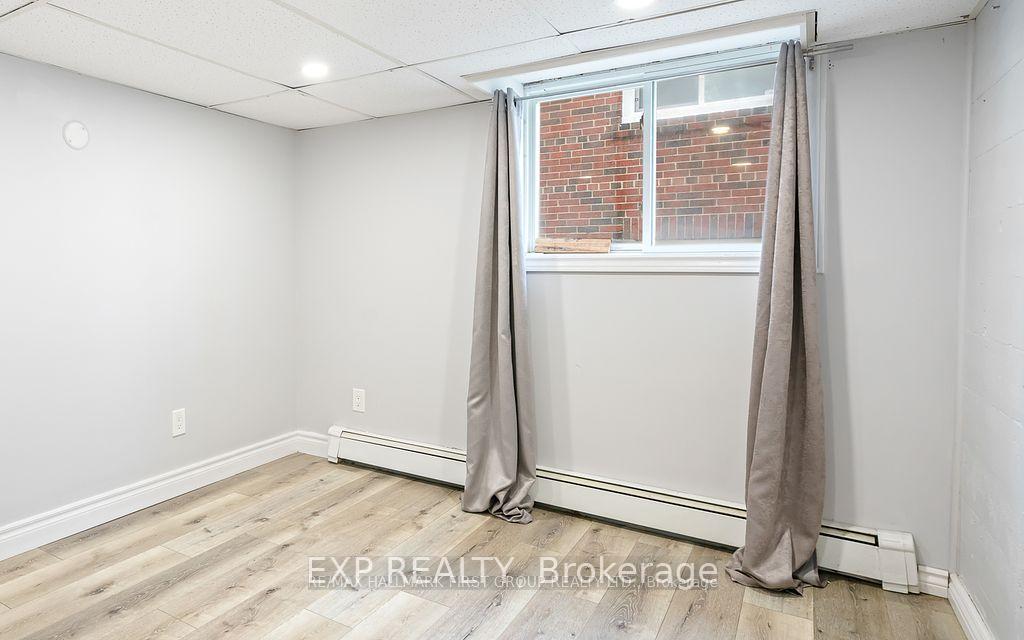 Photo 20 of 28 Gale Crescent, St. Catharines, E. Chester — HOMEH