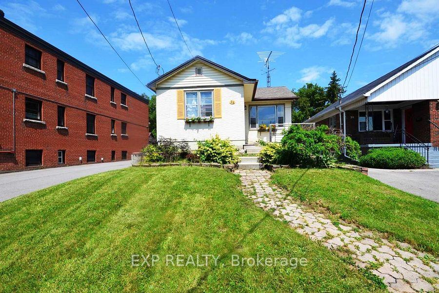 Photo 24 of 28 Gale Crescent, St. Catharines, E. Chester — HOMEH