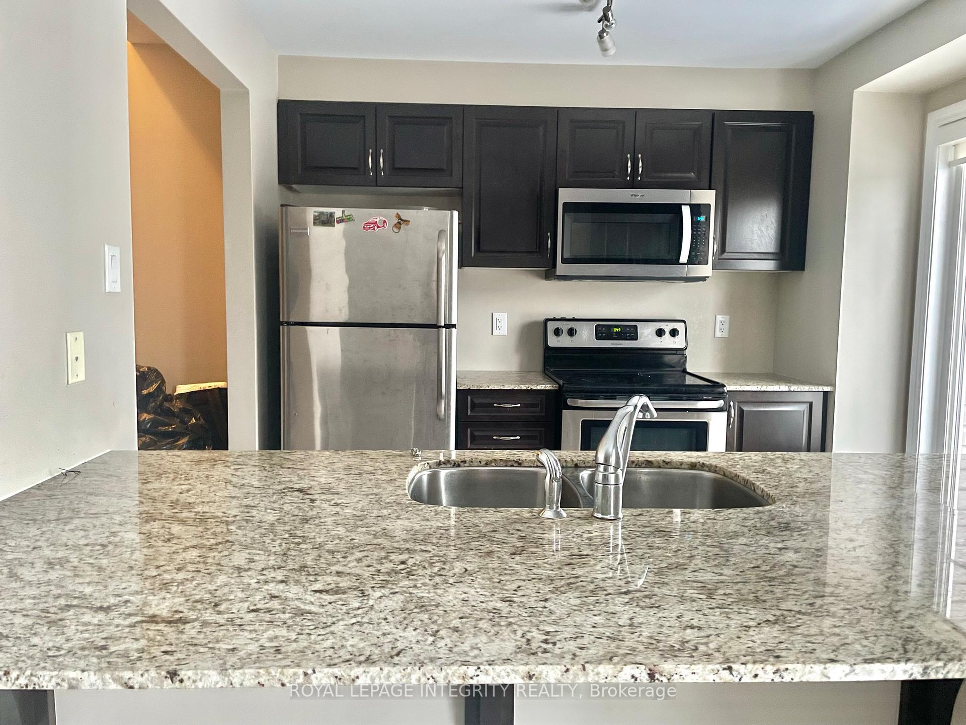 Photo 2 of 319 Menorca Drive, Ottawa, Stittsville (North) — HOMEH
