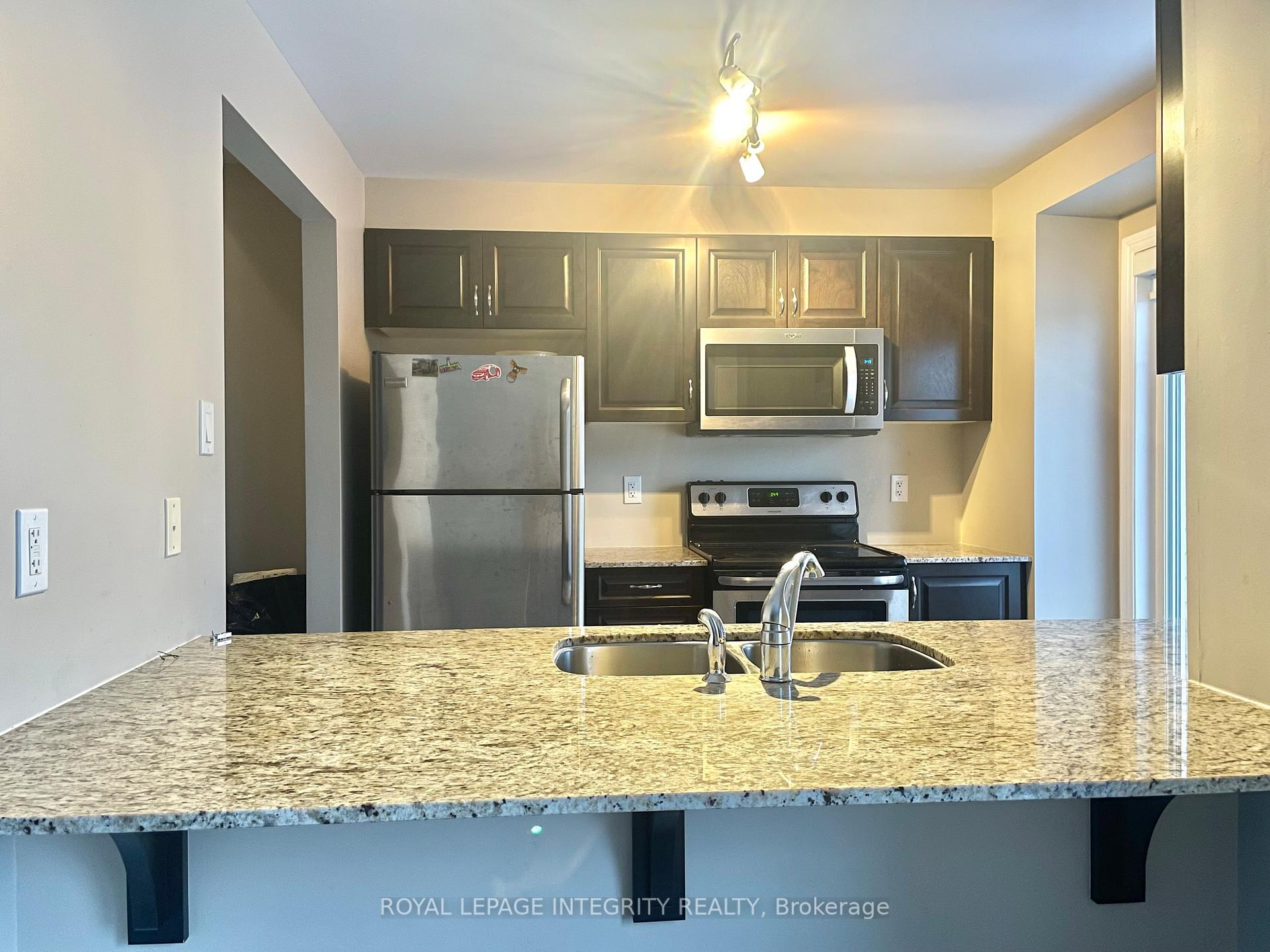 Photo 3 of 319 Menorca Drive, Ottawa, Stittsville (North) — HOMEH