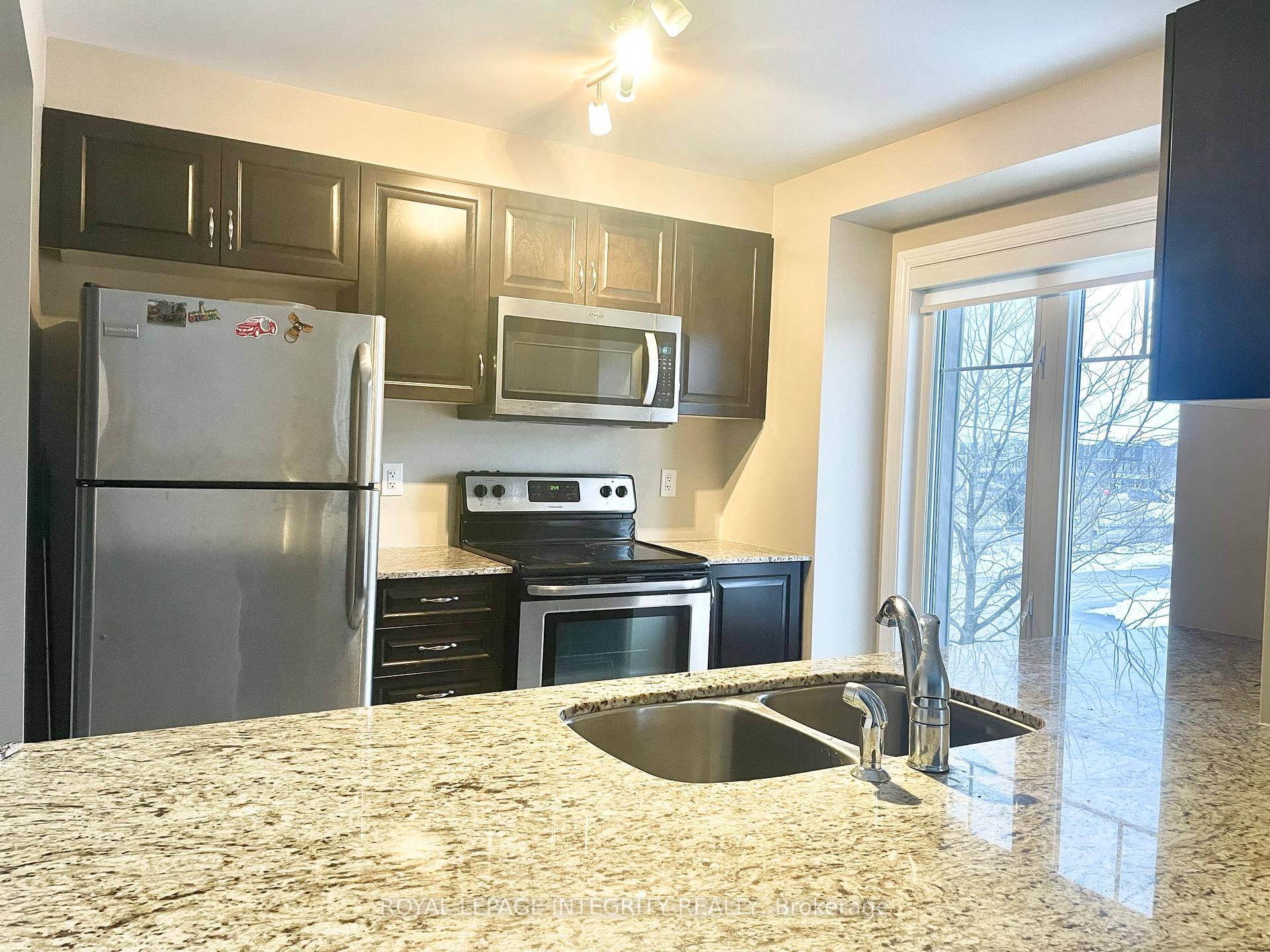Photo 4 of 319 Menorca Drive, Ottawa, Stittsville (North) — HOMEH