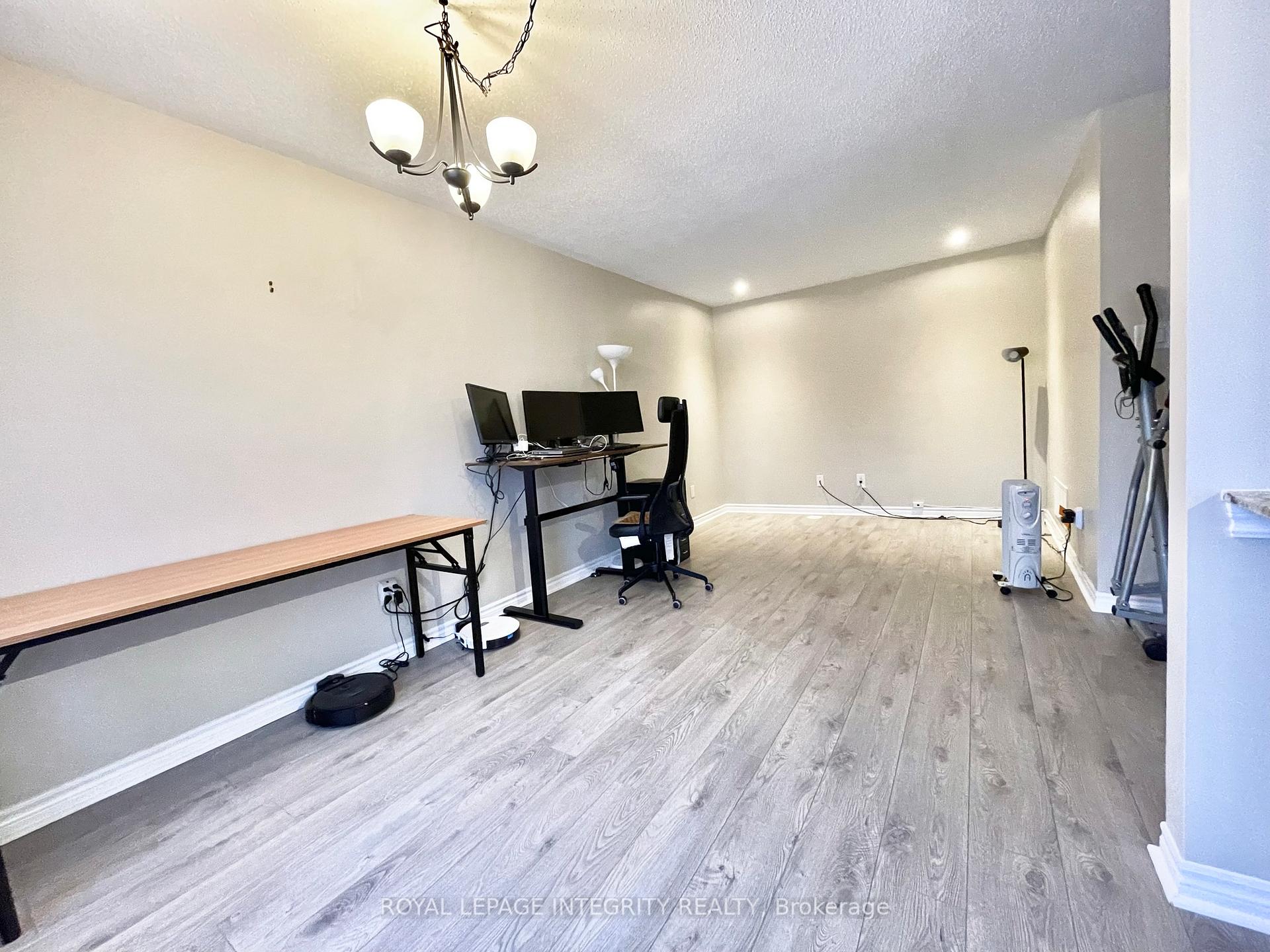 Photo 6 of 319 Menorca Drive, Ottawa, Stittsville (North) — HOMEH